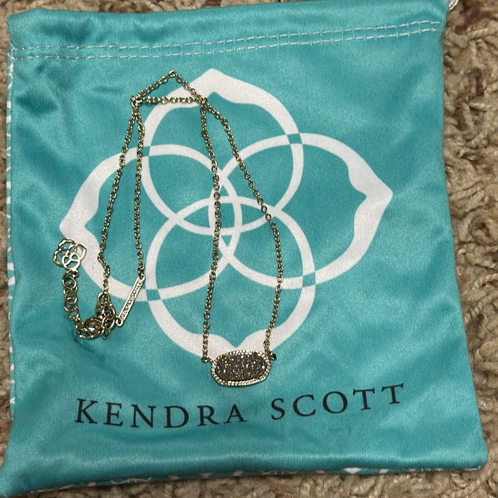 Kendra Scott Elisa Gold Pendant Necklace in Platinum Drusy